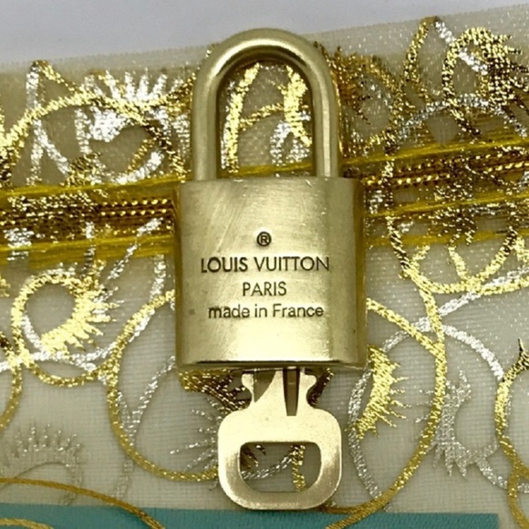 Louis Vuitton Bags Authentic Louis Vuitton Lock And Key Clean Shiny